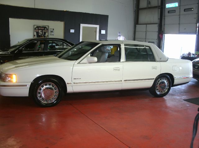 1998 Cadillac Deville Base