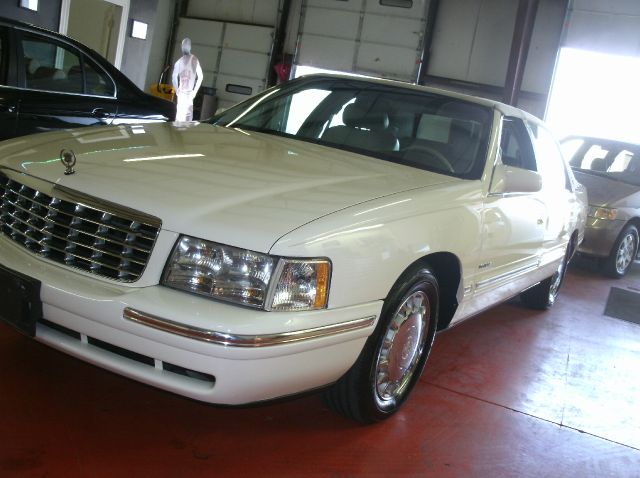 1998 Cadillac Deville Base