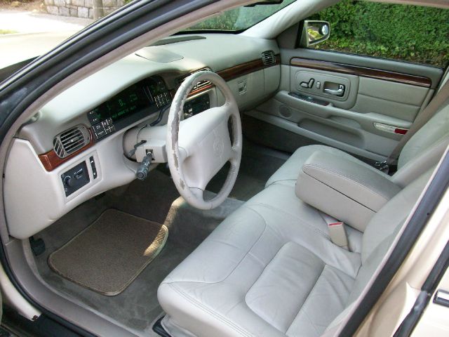 1998 Cadillac Deville Base