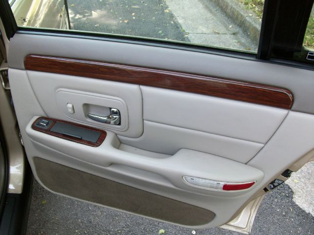 1998 Cadillac Deville Base