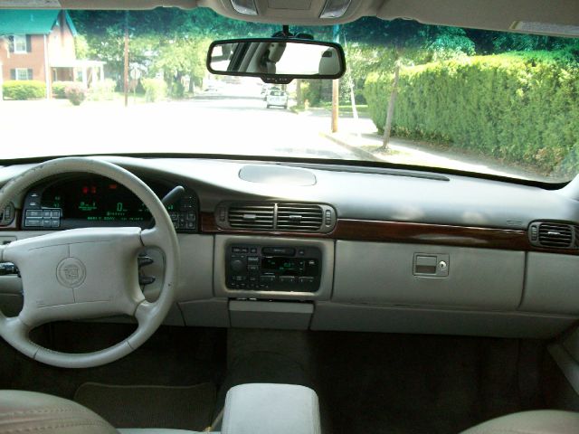 1998 Cadillac Deville Base