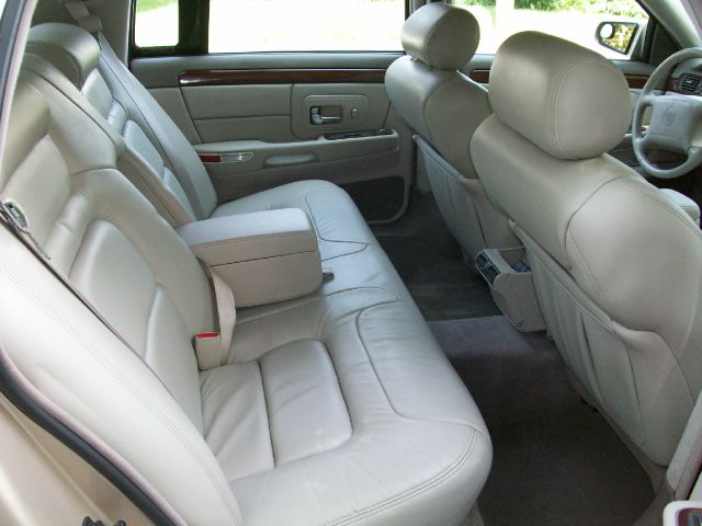 1998 Cadillac Deville Base