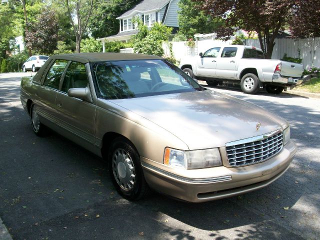 1998 Cadillac Deville Base