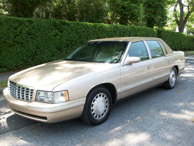 1998 Cadillac Deville Base