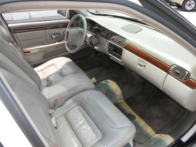 1998 Cadillac Deville Grand Touring AWD SUV