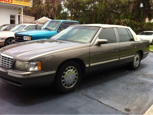 1998 Cadillac Deville Base