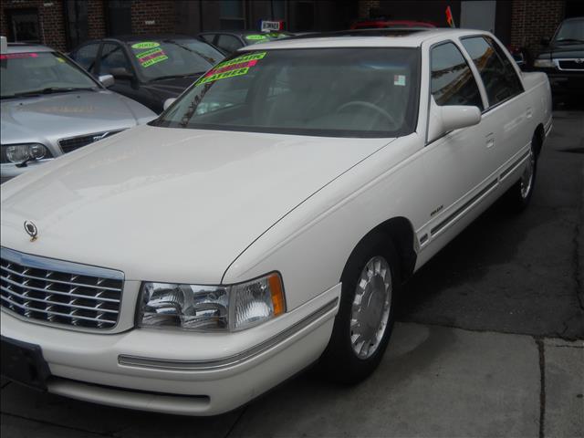 1998 Cadillac Deville Base