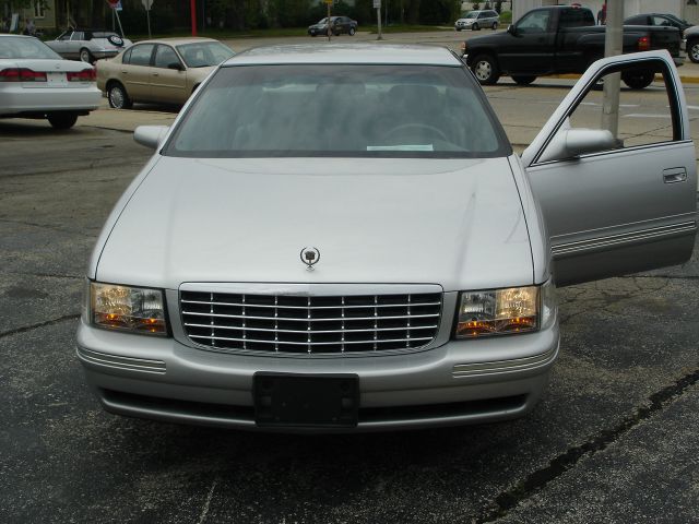 1999 Cadillac Deville Base