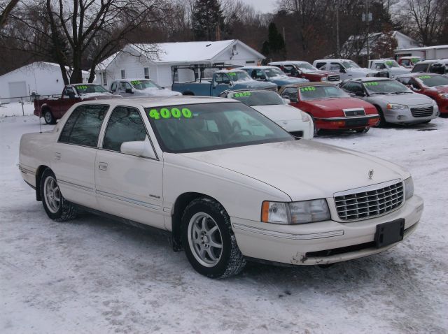 1999 Cadillac Deville Base