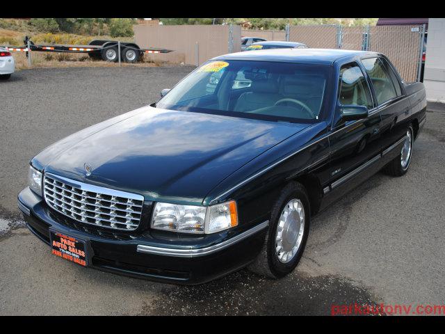 1999 Cadillac Deville Base