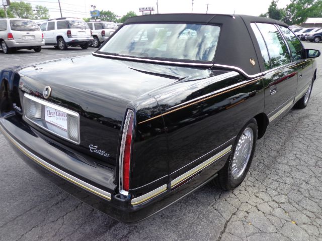 1999 Cadillac Deville 3LT Truck