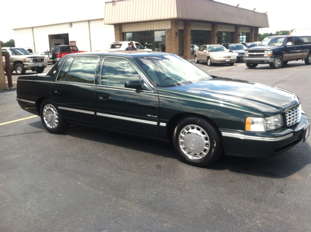 1999 Cadillac Deville Base