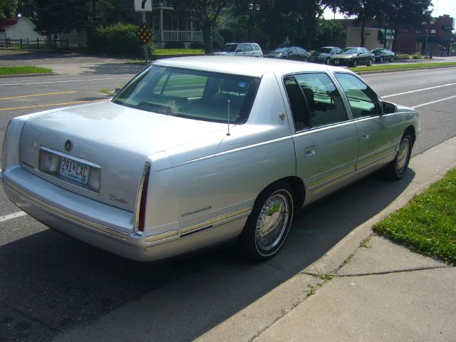 1999 Cadillac Deville 3LT Truck