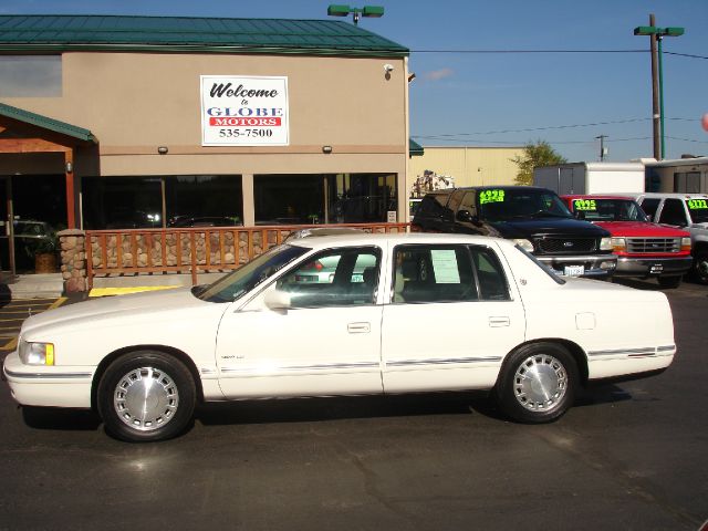 1999 Cadillac Deville Base