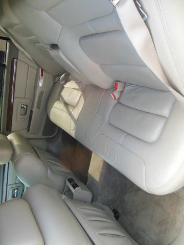 1999 Cadillac Deville Base