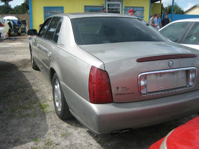 2000 Cadillac Deville Base