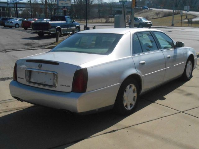 2000 Cadillac Deville Base