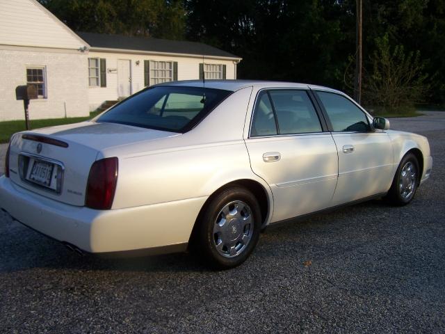 2000 Cadillac Deville SE Sedan