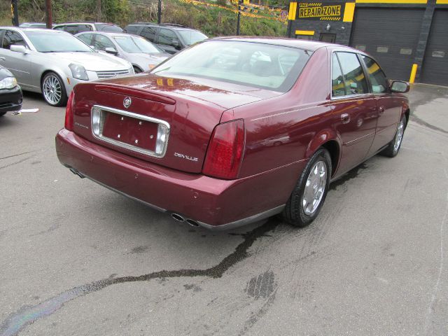 2000 Cadillac Deville Base