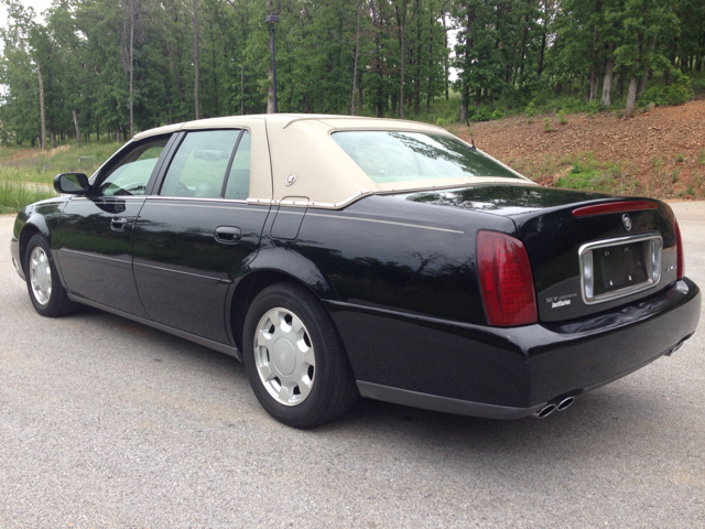 2000 Cadillac Deville Base