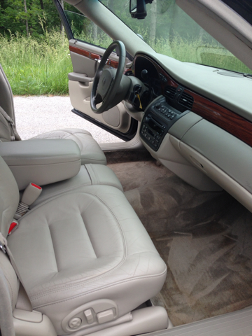 2000 Cadillac Deville Base