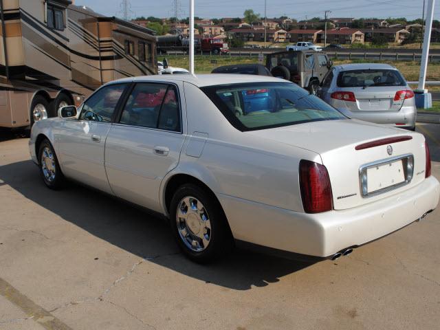 2000 Cadillac Deville Unknown