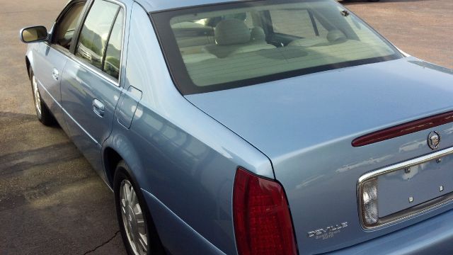 2001 Cadillac Deville Base