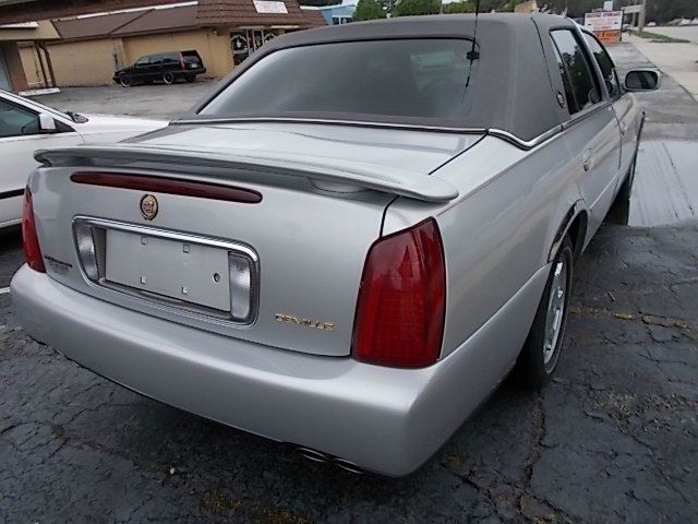 2001 Cadillac Deville Unknown