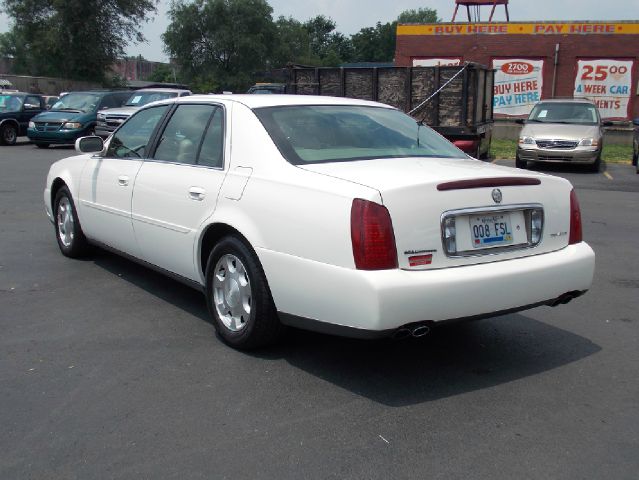 2001 Cadillac Deville Base