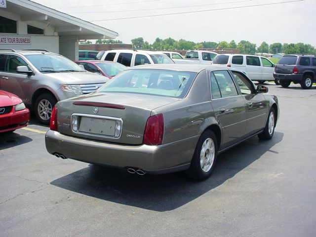 2001 Cadillac Deville Base