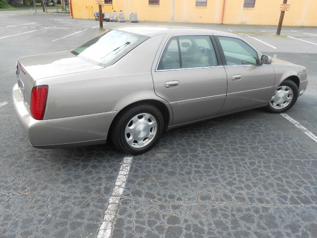 2001 Cadillac Deville Base