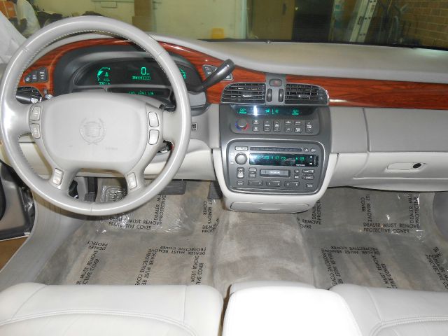 2001 Cadillac Deville Base