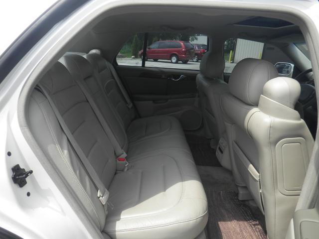 2001 Cadillac Deville SE Sedan