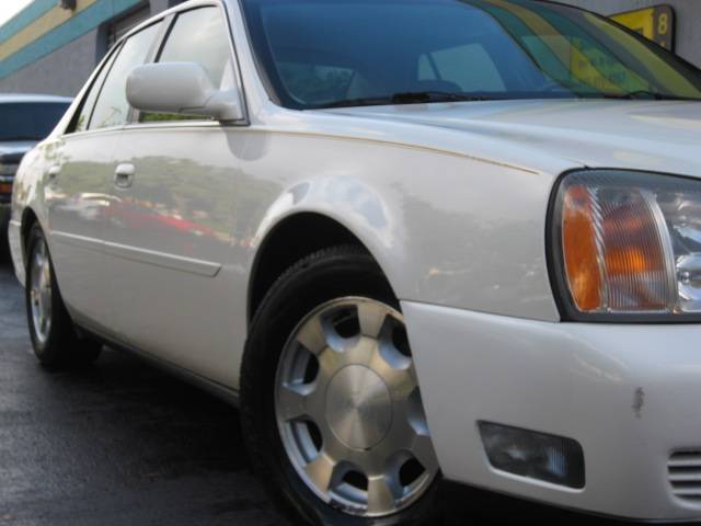 2001 Cadillac Deville Base