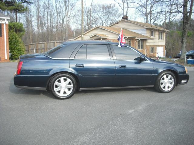 2002 Cadillac Deville Base