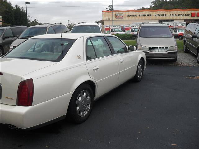 2002 Cadillac Deville Base