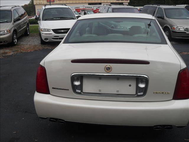 2002 Cadillac Deville Base