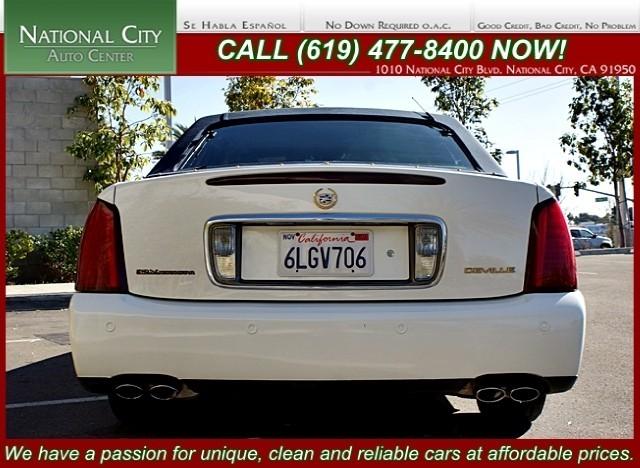 2002 Cadillac Deville SR5 Pickup 4D 6 1/2 Ft