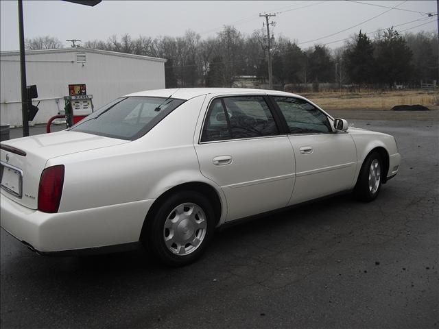 2002 Cadillac Deville Base