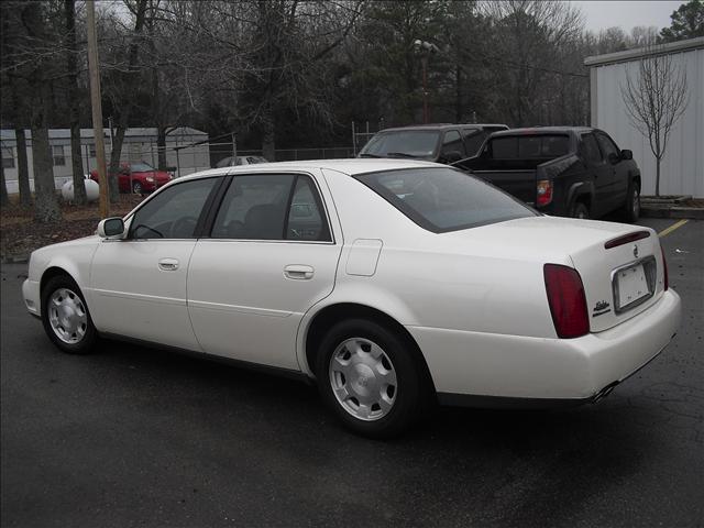 2002 Cadillac Deville Base