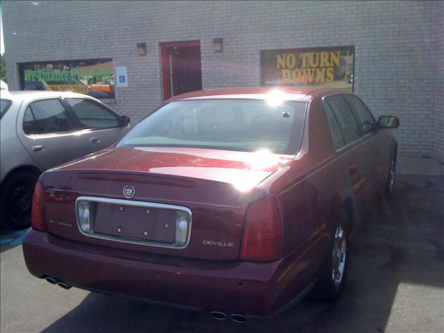 2002 Cadillac Deville Base