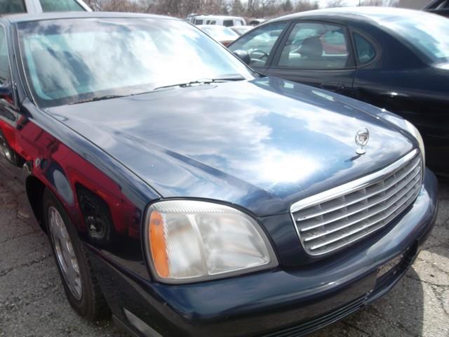 2003 Cadillac Deville Base