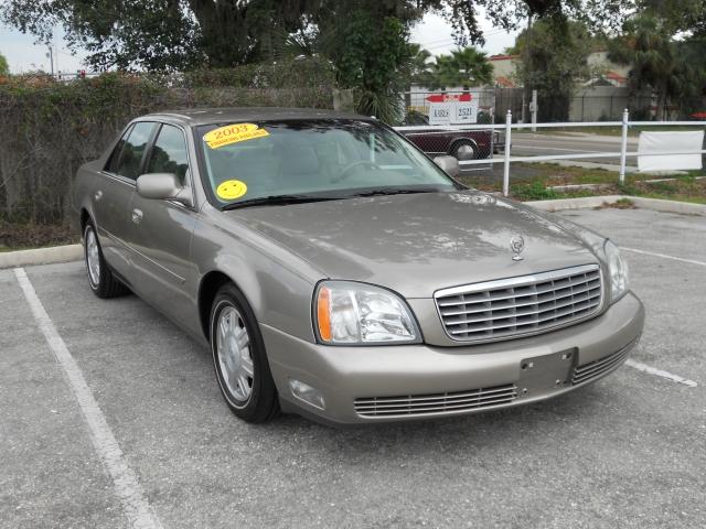 2003 Cadillac Deville Base