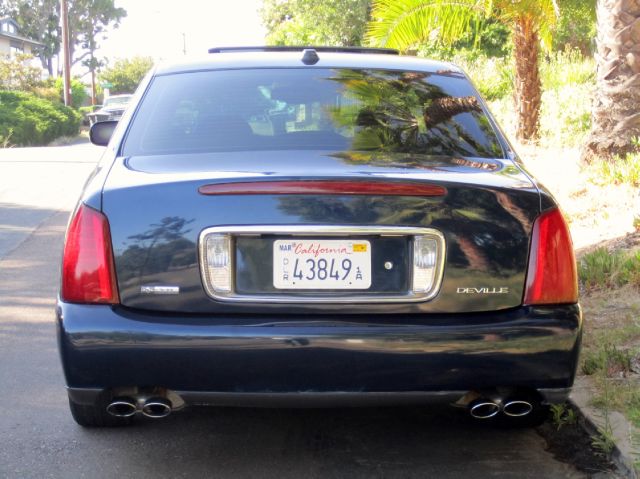 2004 Cadillac Deville Super Crew 4WD Lariat