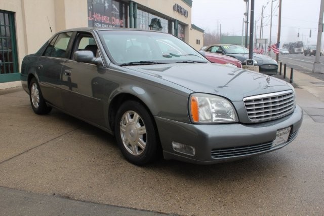 2004 Cadillac Deville Base