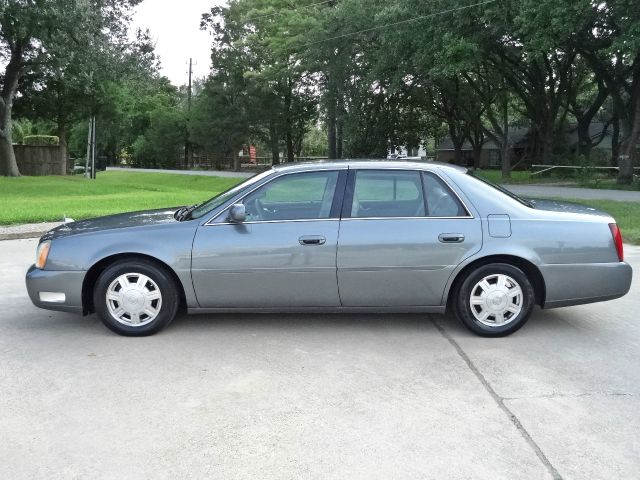 2004 Cadillac Deville Reg Cab 165 WB 84 CA XL 4WD