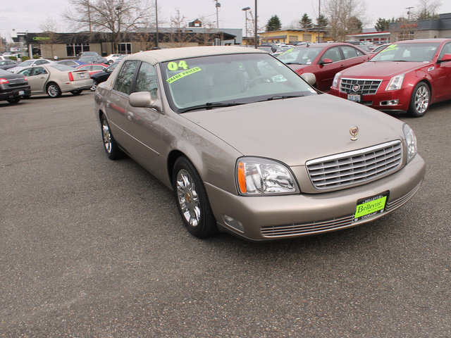 2004 Cadillac Deville Base