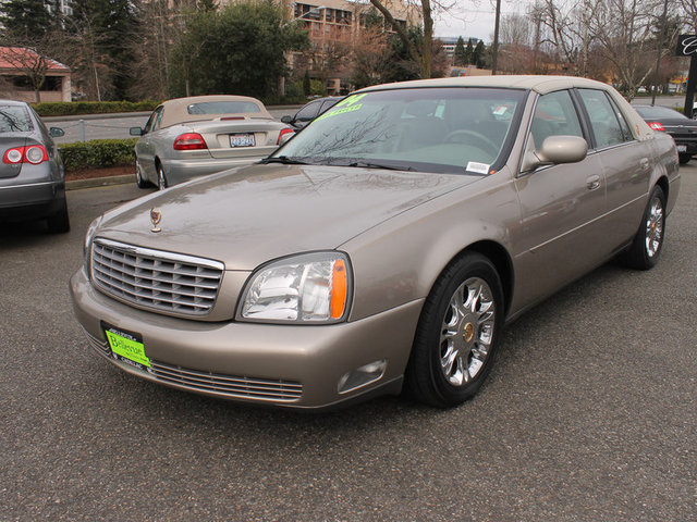 2004 Cadillac Deville Base