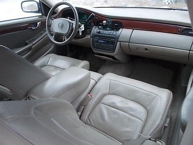 2005 Cadillac Deville Base