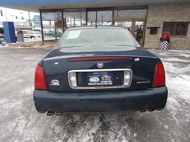 2005 Cadillac Deville Base